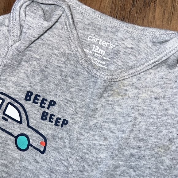 Carter’s baby boy outfit bundle size 12 months - Picture 3 of 3